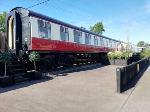 3 Bedroom Converted Railway Carriage in England, Sussex, Northiam